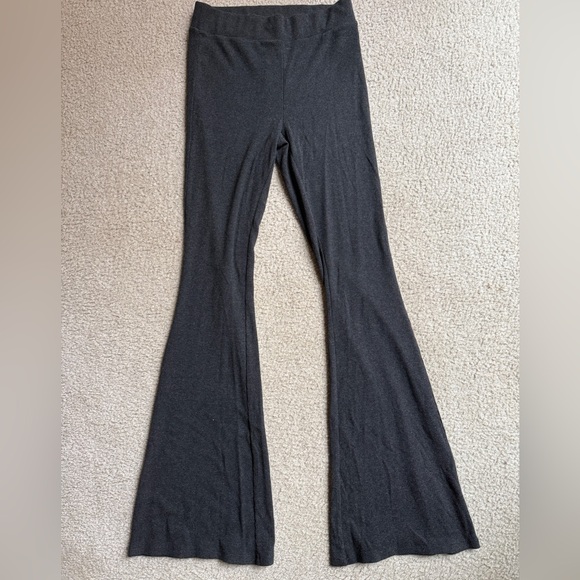 Aerie Grey Flare Ribbed Wide Leg Bottoms - Picture 3 of 3